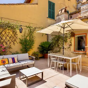 Apartment Principessa Trevi, Rome